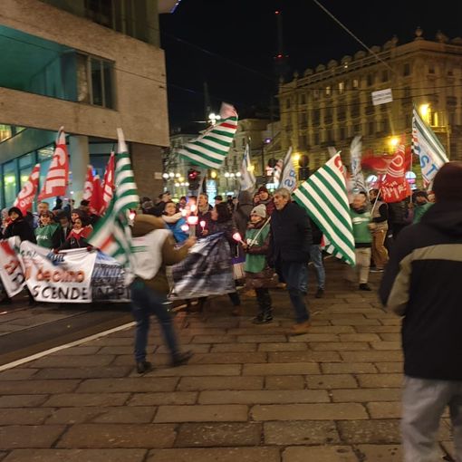 Dopo la fiaccolata di venerdì, la Vertenza Torino entra nel vivo: tutte le &quot;crisi&quot; in presidio davanti al Consiglio Regionale