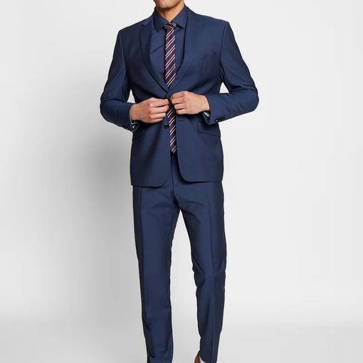 Invitato ad un matrimonio? Come indossare il completo per sfoggiare uno stile impeccabile