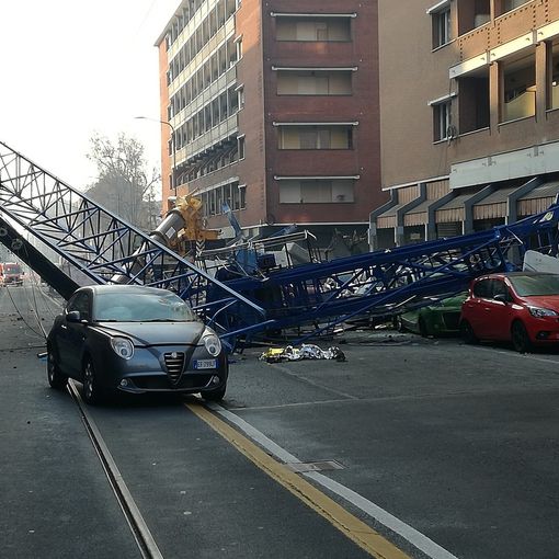Crollo gru in via Genova, rinviati a giudizio i 5 imputati. Processo al via a dicembre