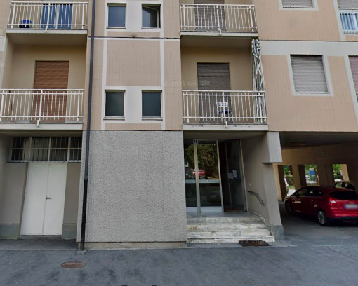 Rom occupano una casa Atc di via Togliatti, il quartiere si ribella: &quot;Sgomberateli&quot;