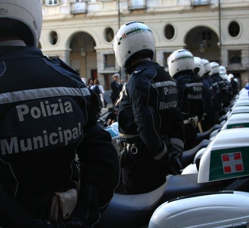 Vigili urbani: martedì servizi non garantiti in via Bologna