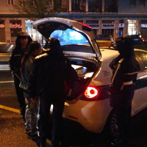 Tentativo di occupazione abusiva di una casa in via Aosta, intervento dei vigili urbani