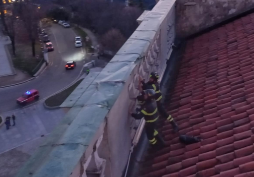 Intervento dei vigili del fuoco alla Basilica di Superga