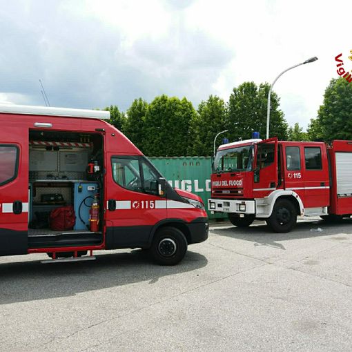 Valdellatorre, in fiamme una pineta impervia sul Musinè