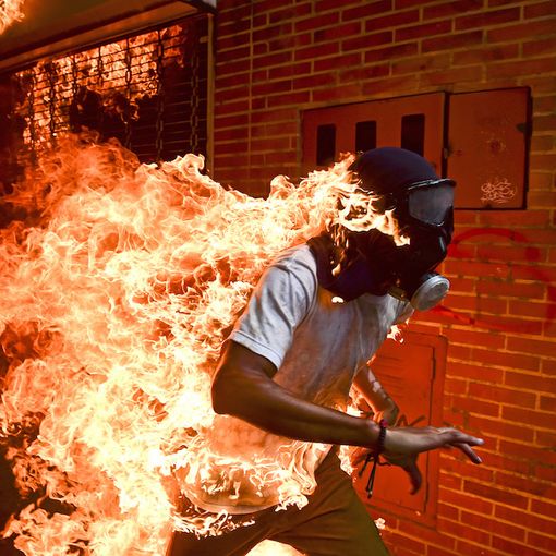 Ronald Schemidt si aggiudica World Press Photo 2018: le immagini vincitrici saranno esposte a Torino