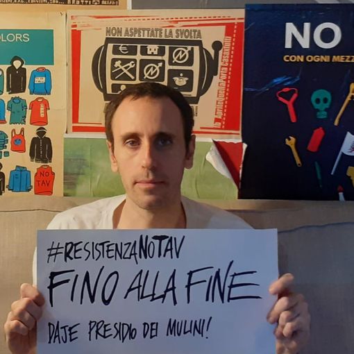 Zerocalcare con il presidio No Tav dei Mulini