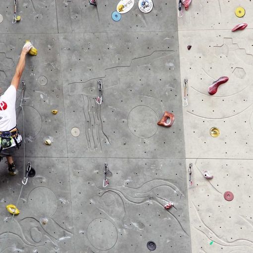 Corso di Arrampicata a Torino con lezioni in palestra e su roccia