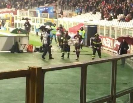 L'omaggio di Belotti e dello stadio Olimpico al Vigile del Fuoco, grande tifoso granata, perito nell'incendio di Alessandria (VIDEO)