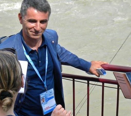 L'assessore regionale Giovanni Maria Ferraris in un recente manifestazione canoistica a Ivrea