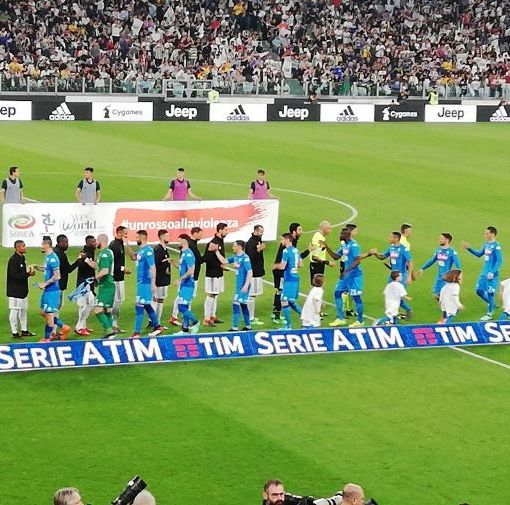 Juve, è una resa? Il Napoli vince allo Stadium e vede il sorpasso