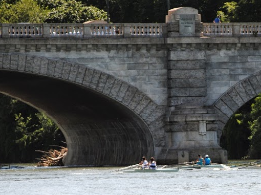 Gli Amici del Fiume di Torino invitano alla prova gratuita di canoa, tennis e canottaggio