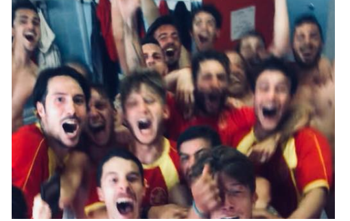 PAZZESCO CAVOUR - Capobianco-gol all'88', salvezza ai playout a Carignano (0-1)!