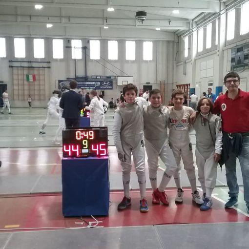 Il Circolo della Scherma Ramon Fonst di Torino vince il Campionato Regionale  a squadre   di fioretto (Foto)