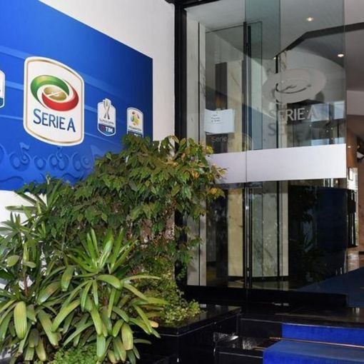 La Lega Serie A ha deciso: rinviate Juventus-Inter e le altre 4 partite a porte chiuse di questa giornata