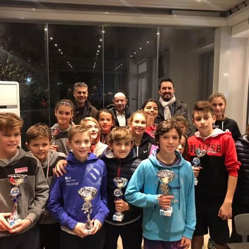 Belle immagini di tennis giovanile al Monviso Sporting Club di Grugliasco