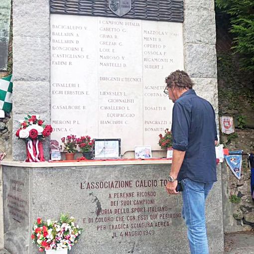 Alla vigilia del ritiro del Chieri, Morgia a Superga dagli Invincibili