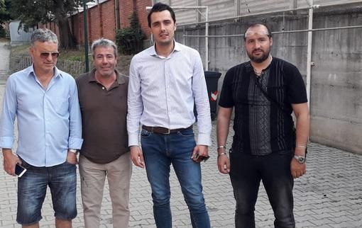 Lerda con il presidente Granieri, mister Ligato e il ds Gallo