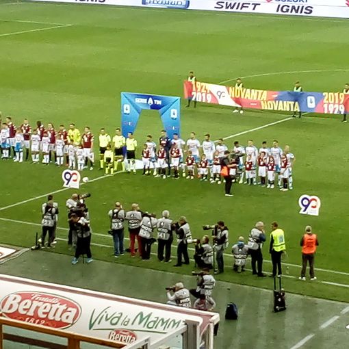 Il Toro non sbanda in difesa e frena il Napoli