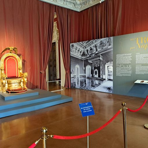 Il trono del Palazzo Reale di Napoli è di origine sabauda: la scoperta dopo il restauro a Venaria