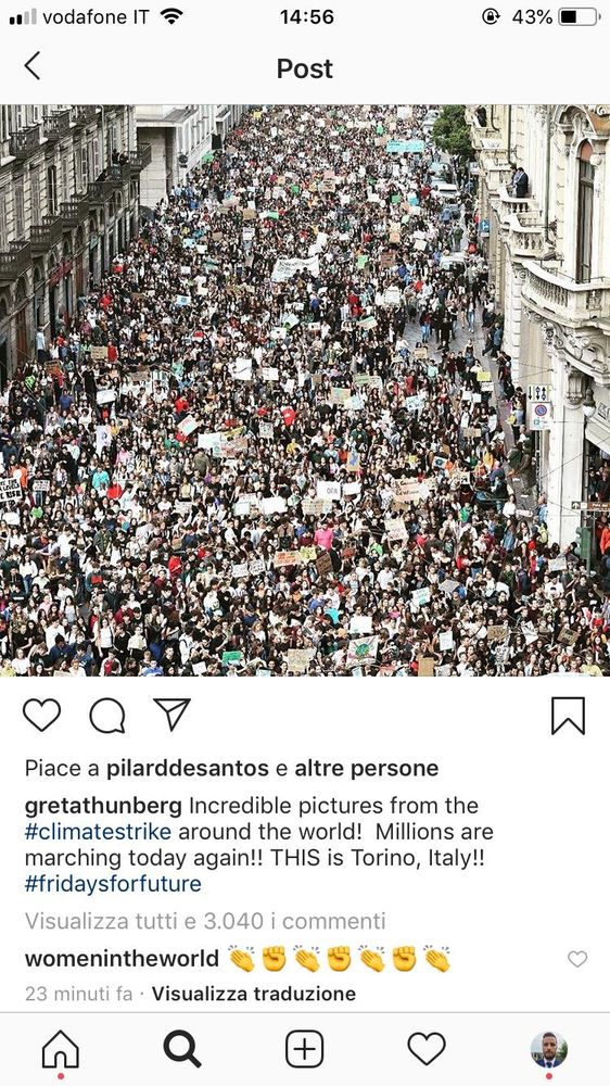 Friday for future, Greta Thunberg condivide sui social le foto di Torino: "Incredibile" Friday for future, Greta Thunberg condivide sui social le foto di Torino: "Incredibile"