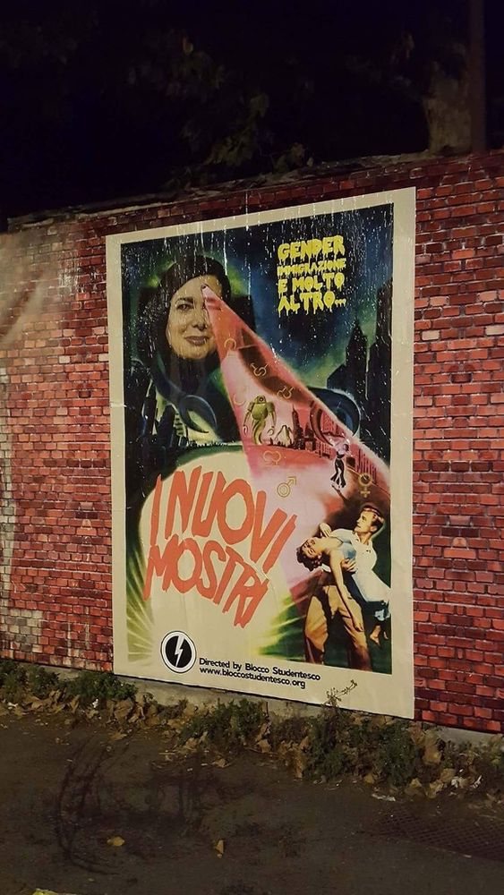 Blocco studentesco "cinematrografico" contro Laura Boldrini e Valeria Fedeli Blocco studentesco "cinematrografico" contro Laura Boldrini e Valeria Fedeli