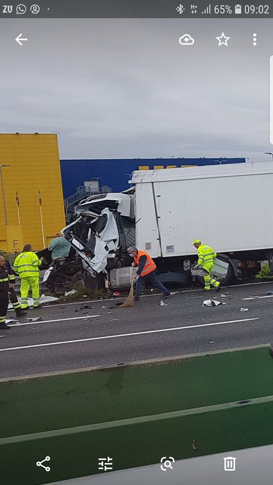 Foto: Marius Ionut Manole sul gruppo Facebook "Tangenziale di Torino Nord e Sud Info Traffico"