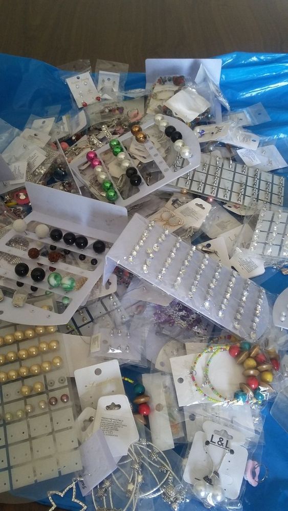 Merce sequestrata al mercato di Porta Palazzo