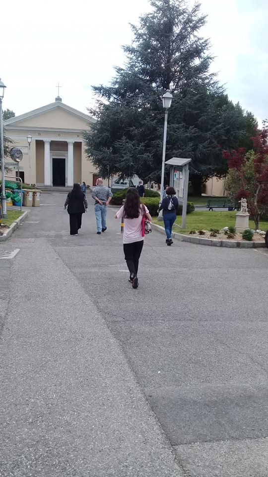 Moncalieri, 850 presenze nel primo giorno di riapertura dei cimiteri Moncalieri, 850 presenze nel primo giorno di riapertura dei cimiteri