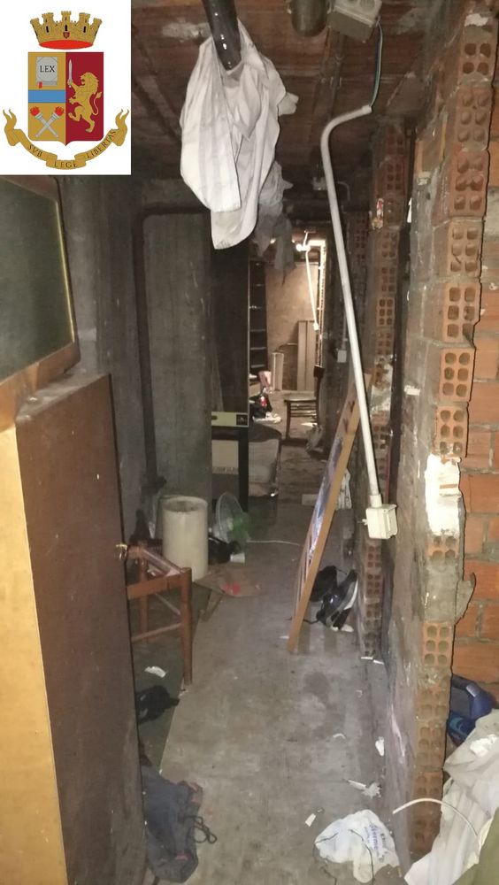 Liberate dalla Polizia le cantine di via Aosta a Torino diventate rifugio degli spacciatori