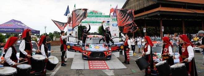 Quattro Hyundai ai primi quattro posti del Rally di Alba Quattro Hyundai ai primi quattro posti del Rally di Alba