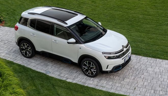 Nuovo Suv C5 Aircross Hybrid: la gamma e le offerte in Italia Nuovo Suv C5 Aircross Hybrid: la gamma e le offerte in Italia