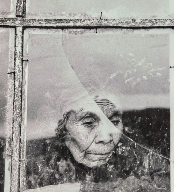 [Photo credits: Sergio Larrain - Chili]