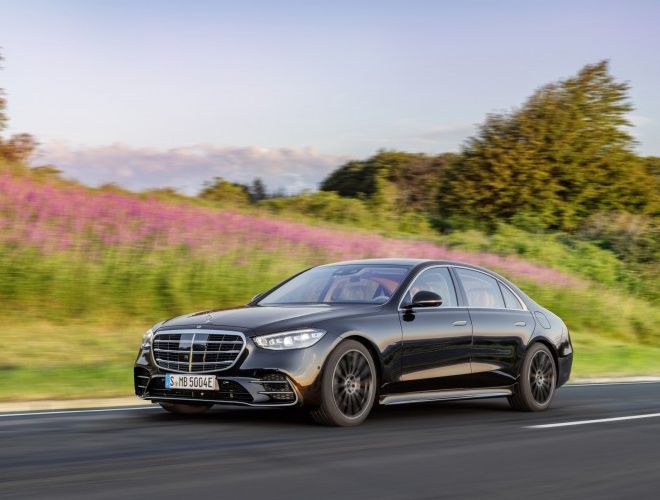 Nuova Mercedes-Benz Classe S: tre versioni italiane e prezzi a partire da 107.644 euro