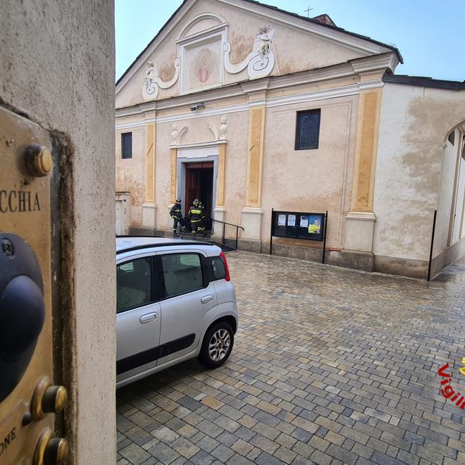 vigili del fuoco ad airasca