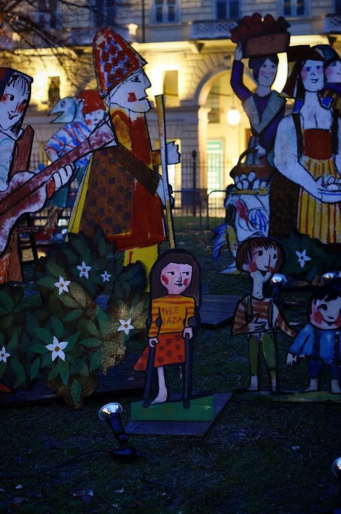 Nuovo ingresso nel presepe di Luzzati