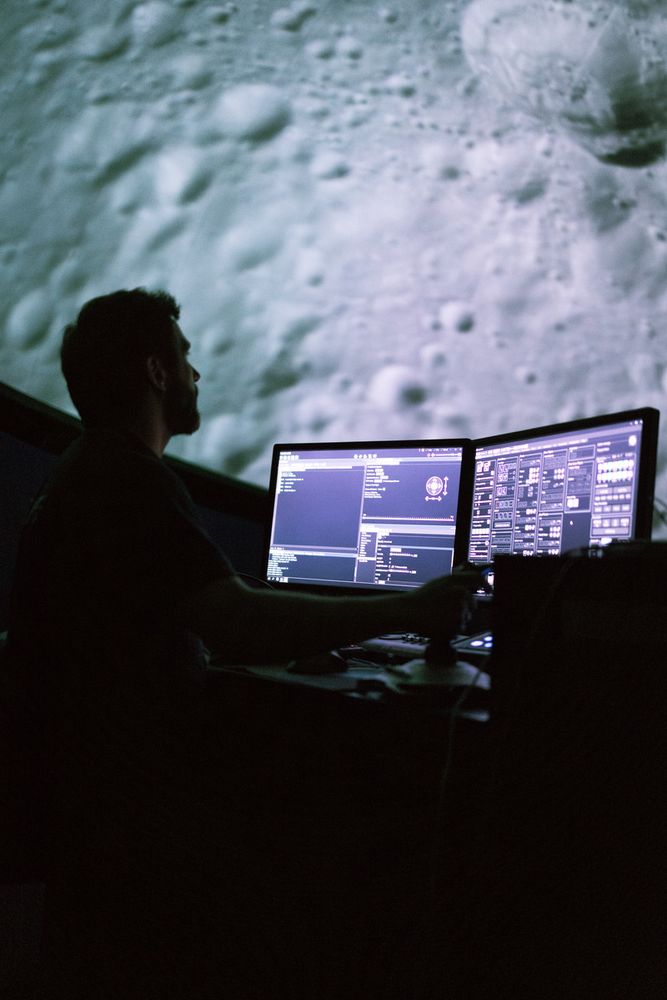 Song for Stars: Humanoid Gods al Planetario di Torino Song for Stars: Humanoid Gods al Planetario di Torino