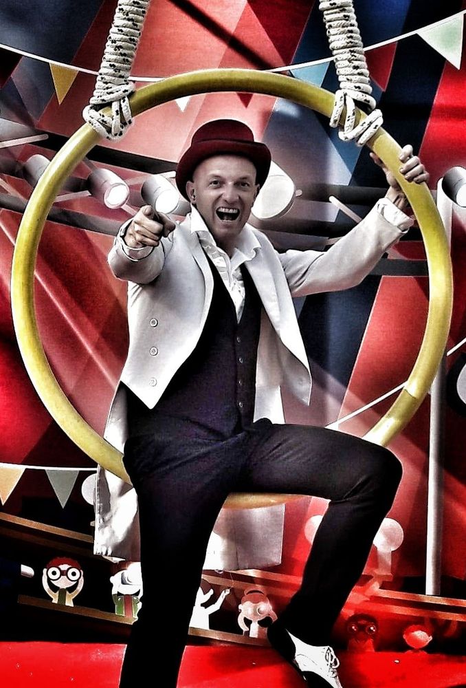 The circus… One Million Dream al Villaggio di Natale The circus… One Million Dream al Villaggio di Natale
