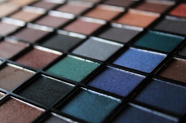 Bellezza donna: quanto è importante l'ombretto nel trucco