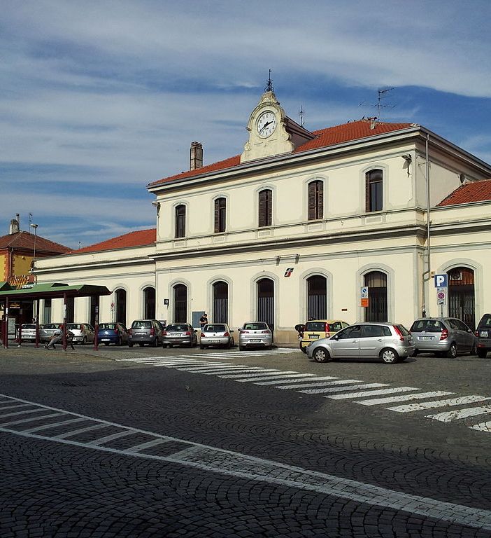 La linea ferroviaria Chivasso - Aosta si rifà al &quot;look&quot;: stanziati 11 milioni di euro