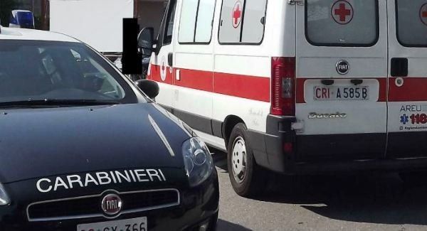 L'uomo è stato trovato da un contadino che ha sentito un odore sgradevole