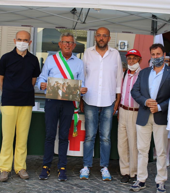 &quot;La Vaccinazione&quot; di Demetrio Cosola