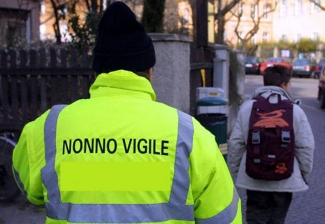 &quot;Niente Nonni Vigile? Chiediamo una mano ai percettori del Reddito di Cittadinanza&quot;: la proposta di Magliano (Moderati)