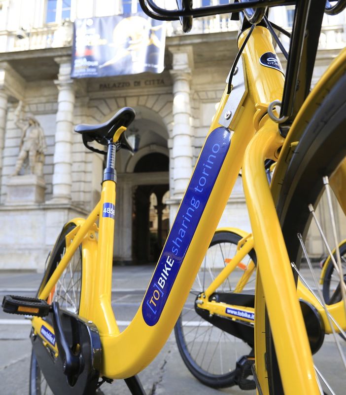ToBike, la situazione è drammatica: nella città della mobilità sostenibile sono rimaste 150 bici su 1.400