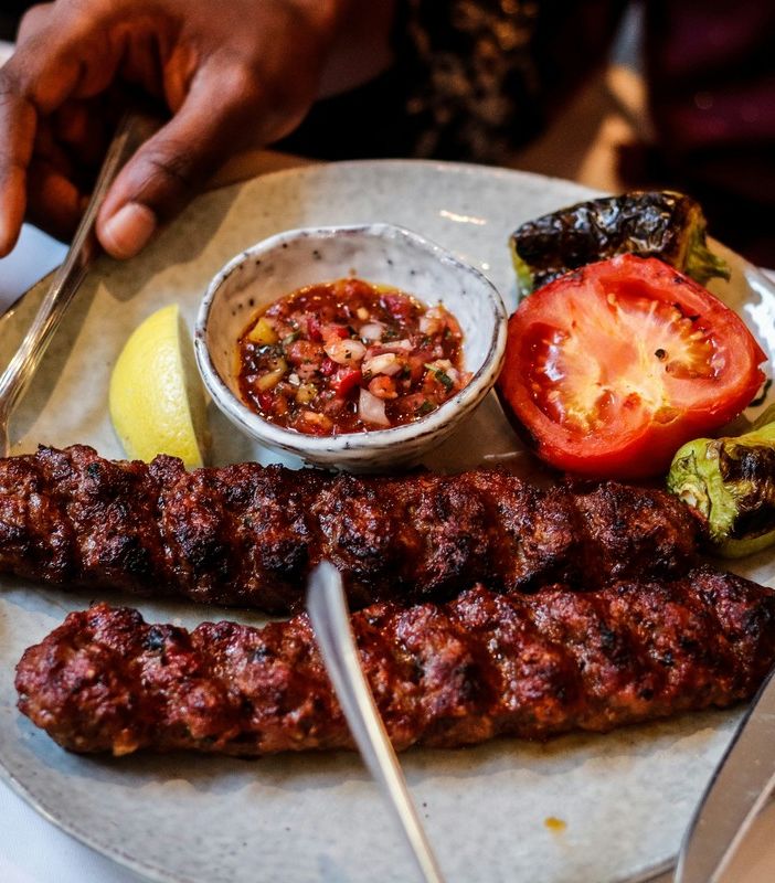 Attrezzature per kebab: tutto ciò di cui hai bisogno per aprire il tuo kebab