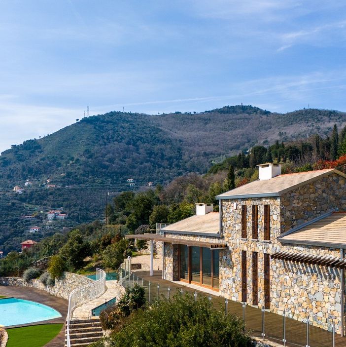 Alassio Blue Vista: una nuova visione di integrazione tra architettura e paesaggio naturale a cura di Santandrea Luxury Houses &amp; Top Properties (Gruppo Gabetti) e Bayview Italia