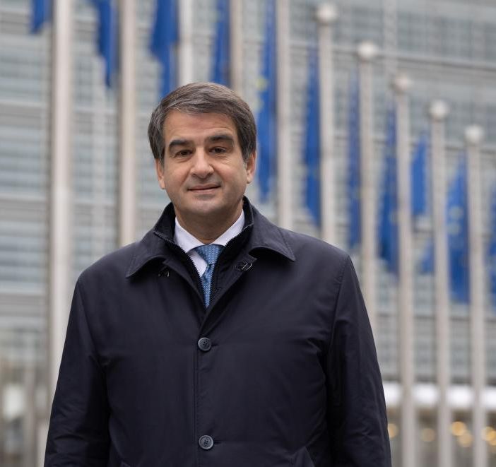 Il Vicepresidente Esecutivo Raffaele Fitto a Vignola per un Youth Policy Dialogue con gli studenti