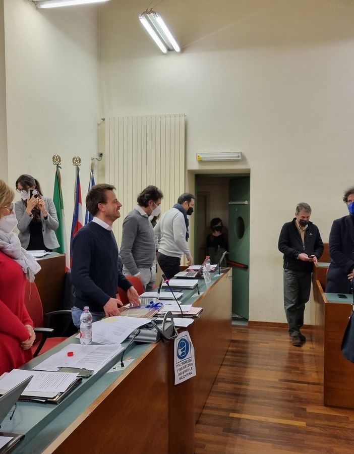 Encomio a Cuceli: salvò un disabile nell'esplosione di piazza Sabin