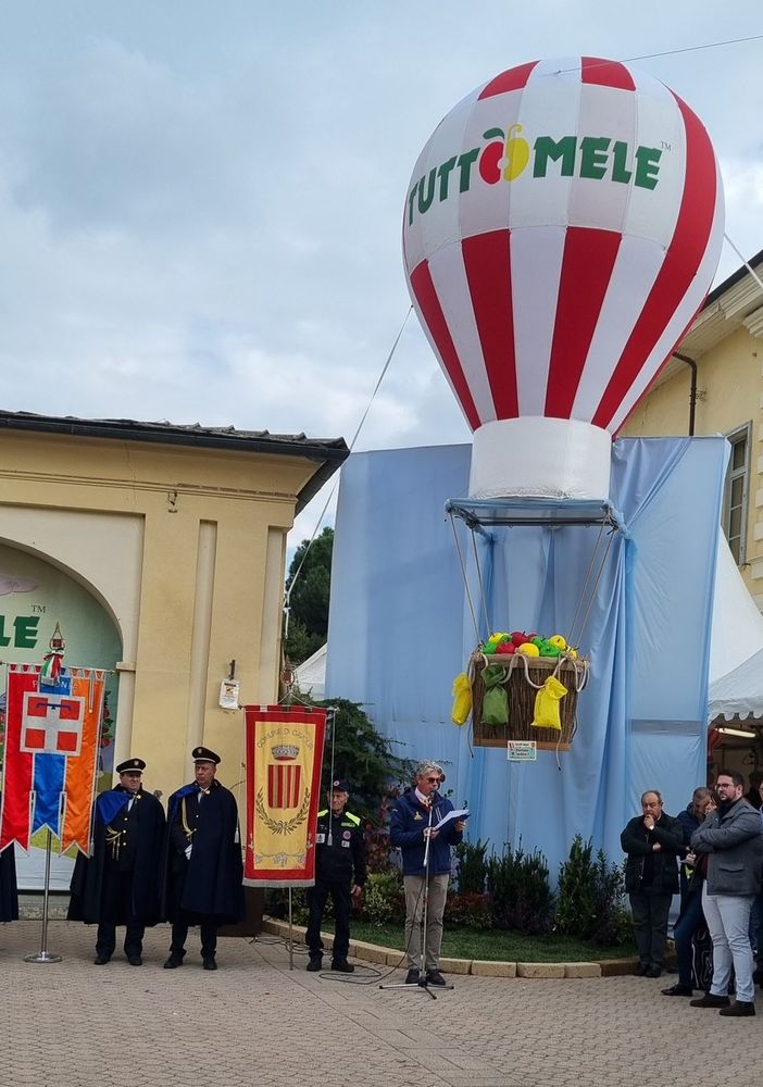 L’inaugurazione di Tuttomele
