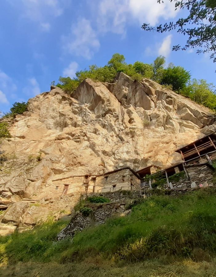 Barma Mounastira