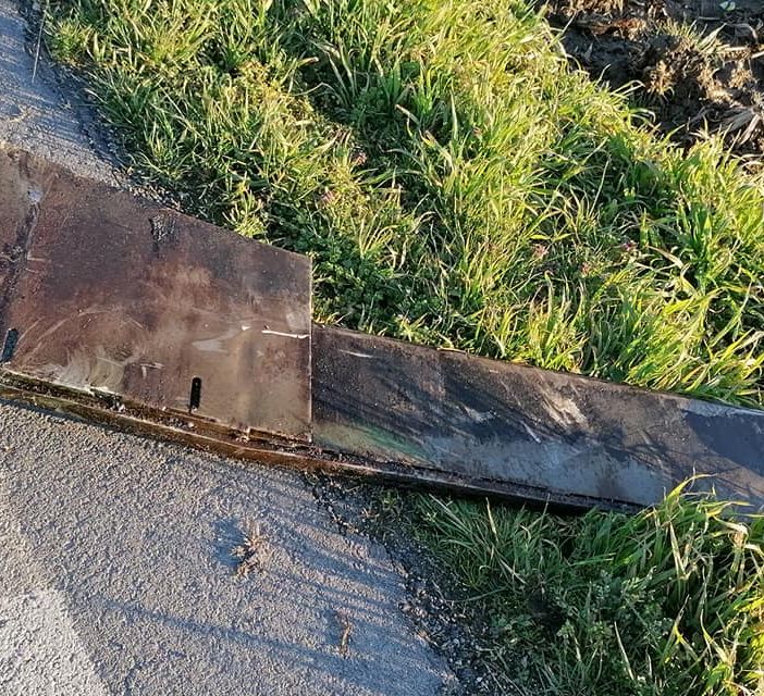 Rottame di ferro caduto a Buriasco